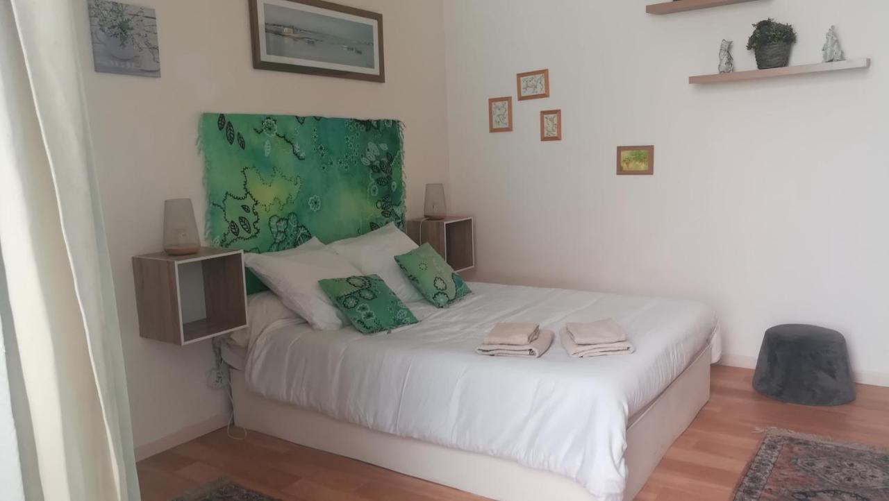 55Magenta Daire Puvatya Dış mekan fotoğraf